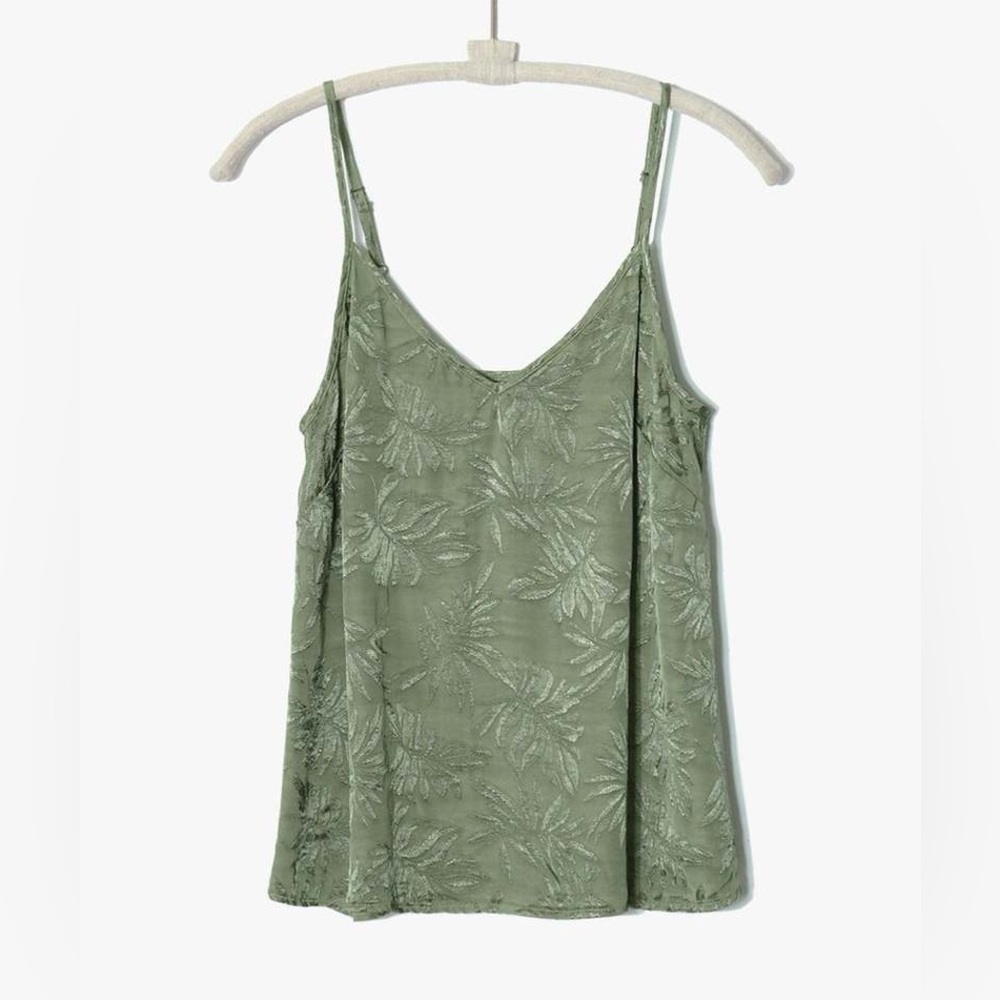 New! XIRENA Rei Printed Cami Top in Green Sage Palm 🌿 XS  NWT! - Picture 4 of 8